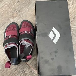 Black Diamond Momentum Climbing Shoes: Womens